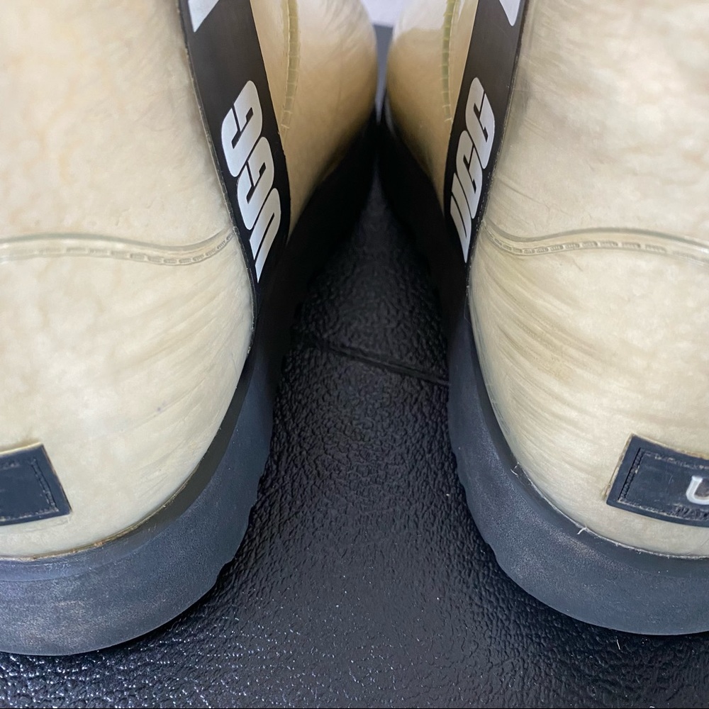 UGG cream / black Classic Clear Mini waterproof boots 10 - Picture 14 of 16
